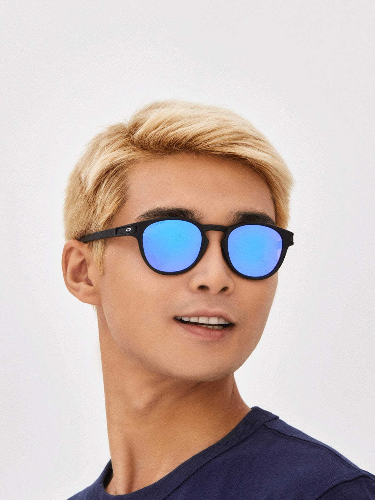 Oakley OO9265 Latch Round Sunglasses - Matte Black
