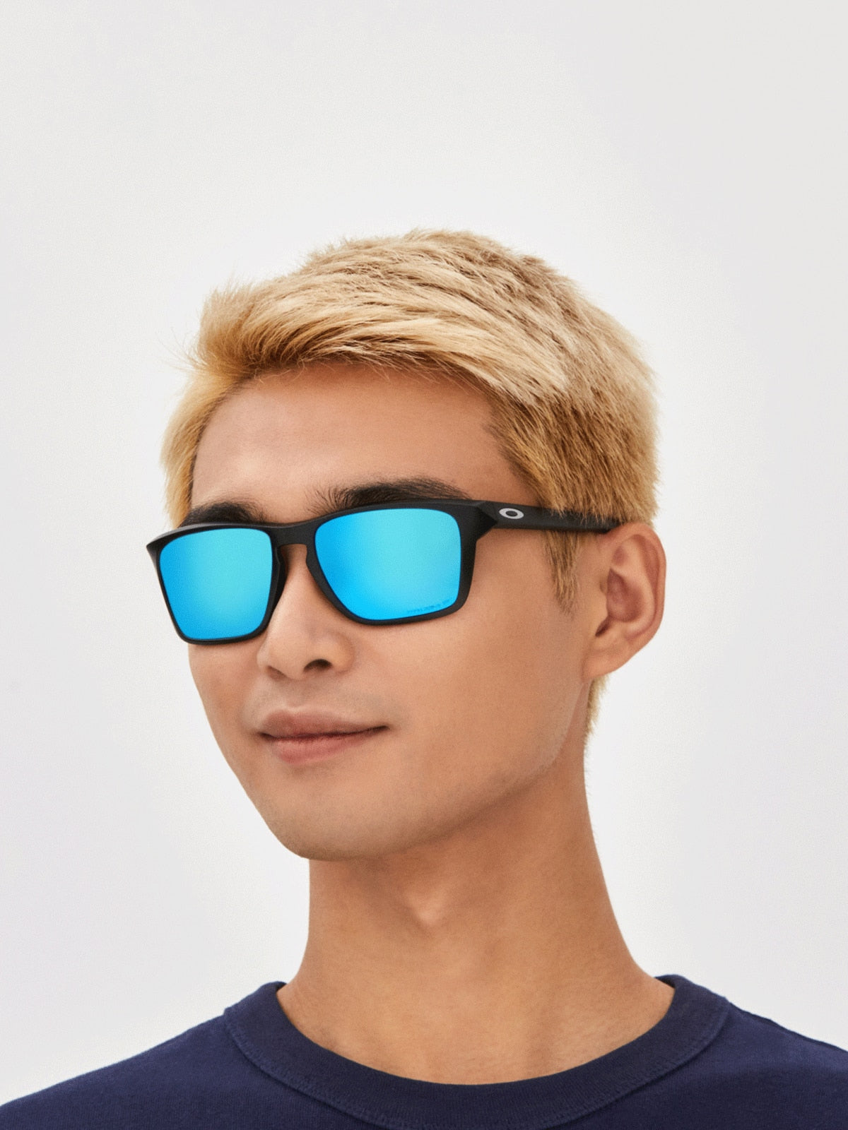 Oakley OO9448 Sylas Rectangle Sunglasses - Polished Clear